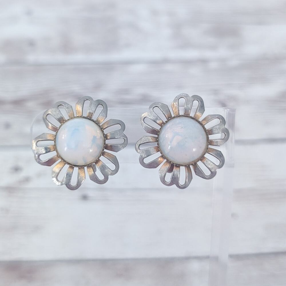Vintage Screw Back Earrings Large Unusual Flower Like Design